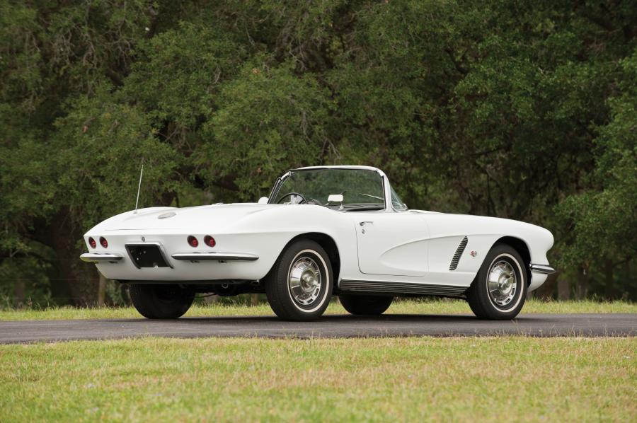  Chevrolet Corvette Convertible 1962 года  (фото 36 из 55)